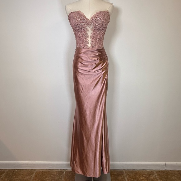 Sherri Hill Strapless Rose Gold Lace Corset Style Formal Gown Women's Size  2 is available for purchase on au PAY Market - Imported Goods Online Store  Co.Ltd. | au PAY Market -